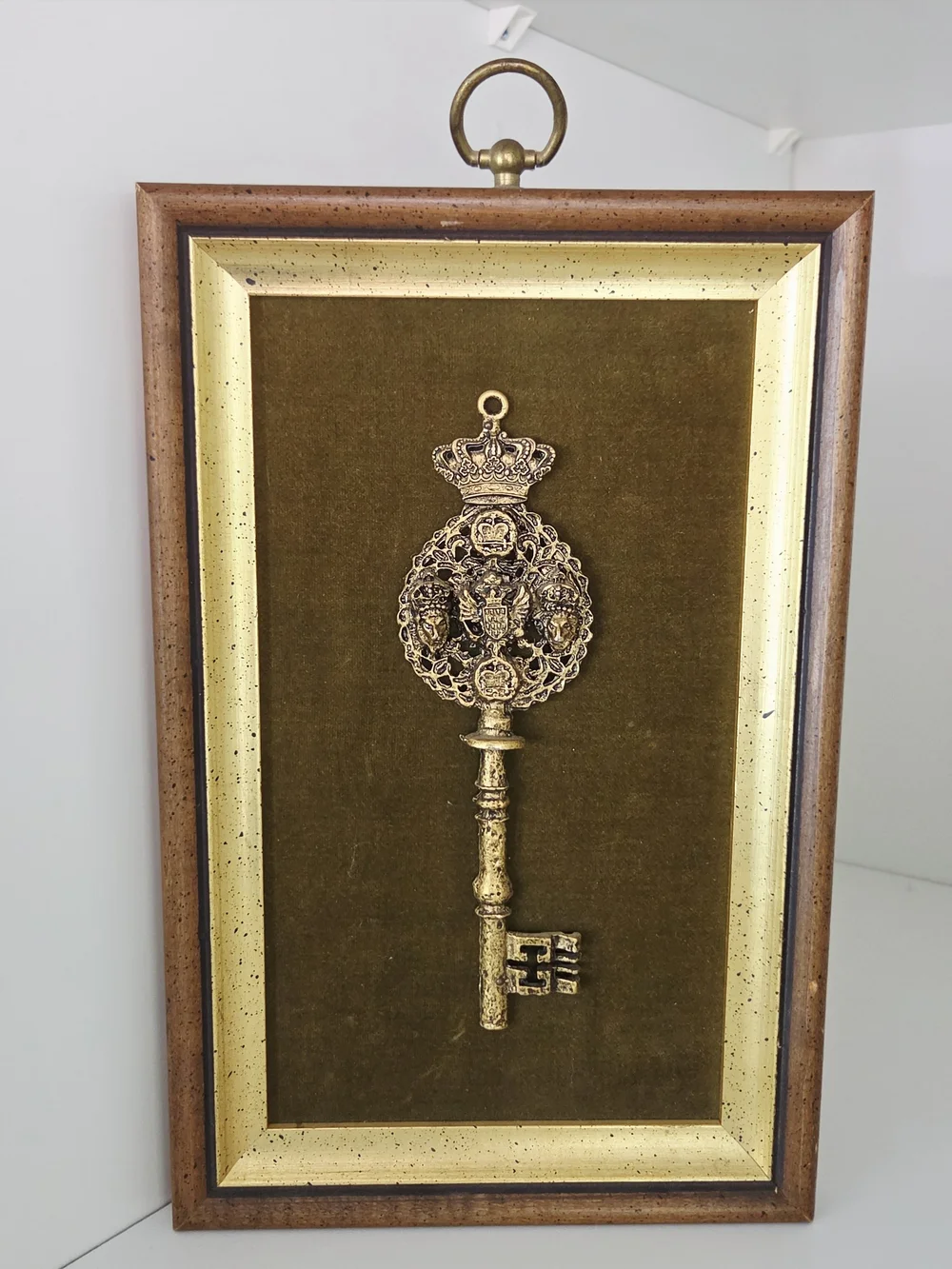 Vintage B&S Creations NY Framed Key Wall Art MCM Hollywood Regency Velvet